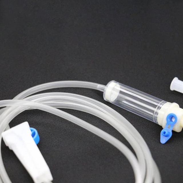 Non-Vented Spike Infusion Sets – Sterile, High-Flow Design for Accurate and Efficient Fluid Administration